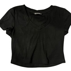 SHEIN black v mechanical crop top